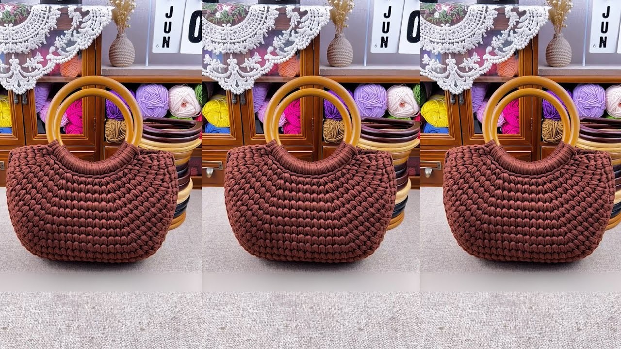 Super easy and beautiful Crochet Hand Bag Tutorial is perfect for beginners!