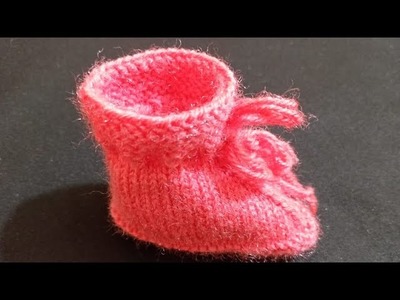 Knitting baby shoes,booties,boots,socks for 9-18 months baby