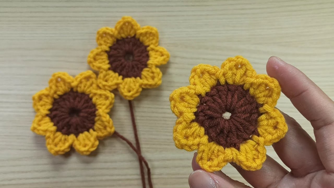 EASY crochet tutorial :how to crochet a sunflower |applique