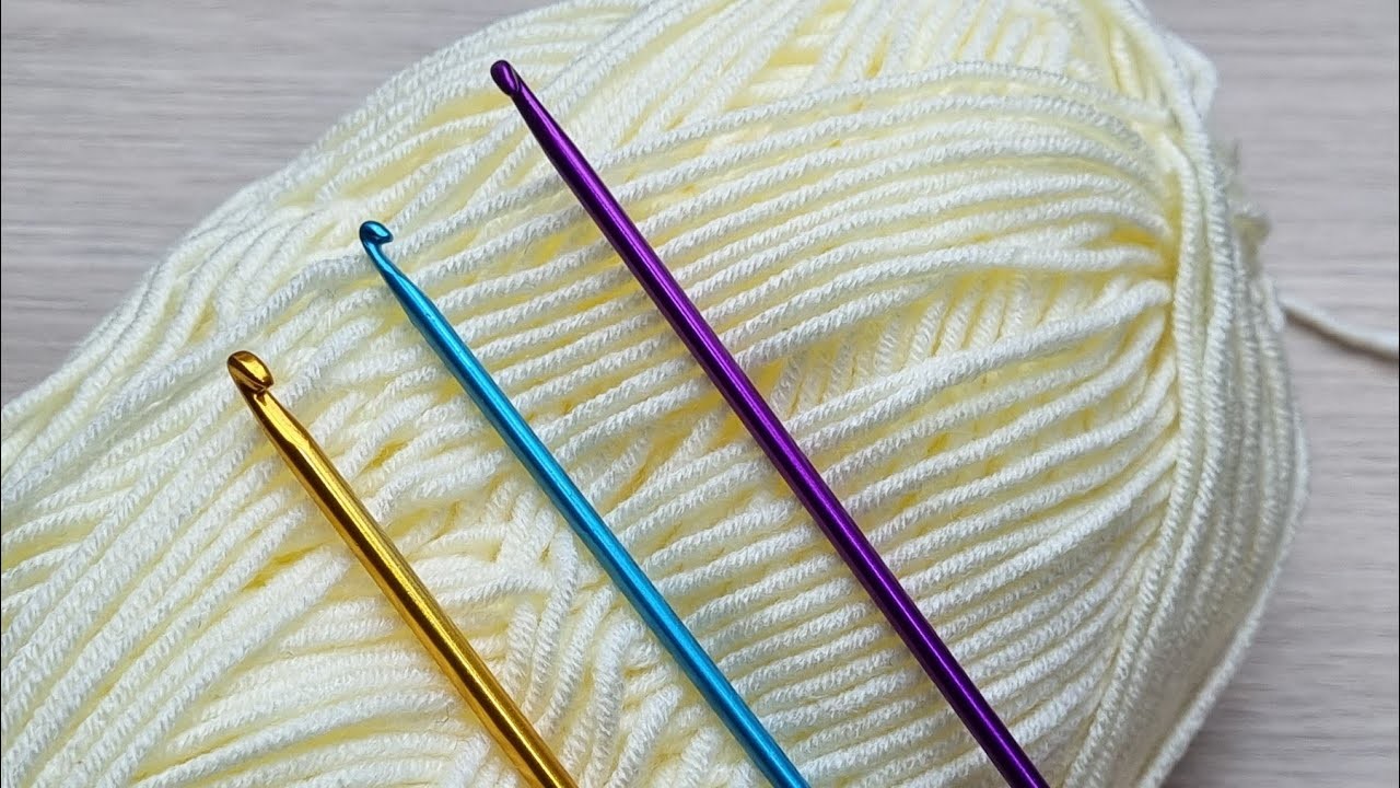 Eye-catching wonder knitting pattern made with two needles