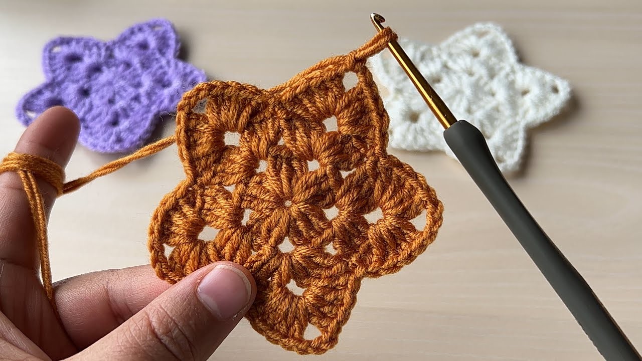 How to knit the easiest motif. crochet motif