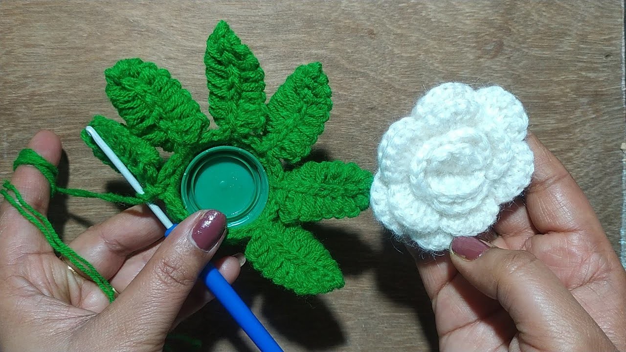 Wow ‼️very useful crochet flower pincushion tığ işi iğnelik, çiçek.alfineteiro de flor de crochê