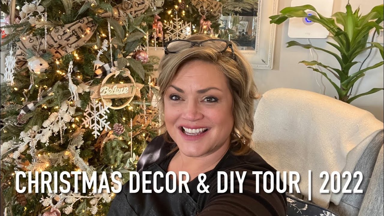 Christmas Decor | How to Decorate Your Christmas Tree like Auntie Becky | 2022 Christmas DIY Tour