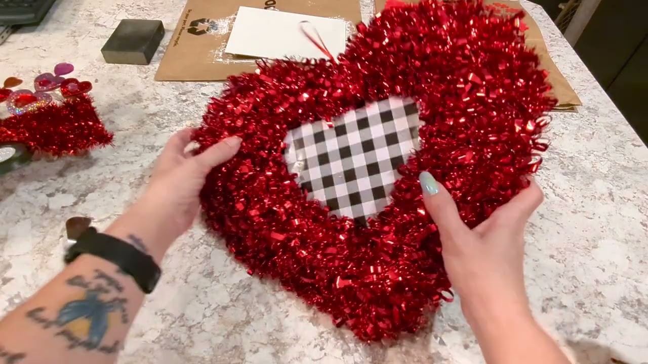 DIY - DOLLAR TREE VALENTINE'S DECORATING DIY