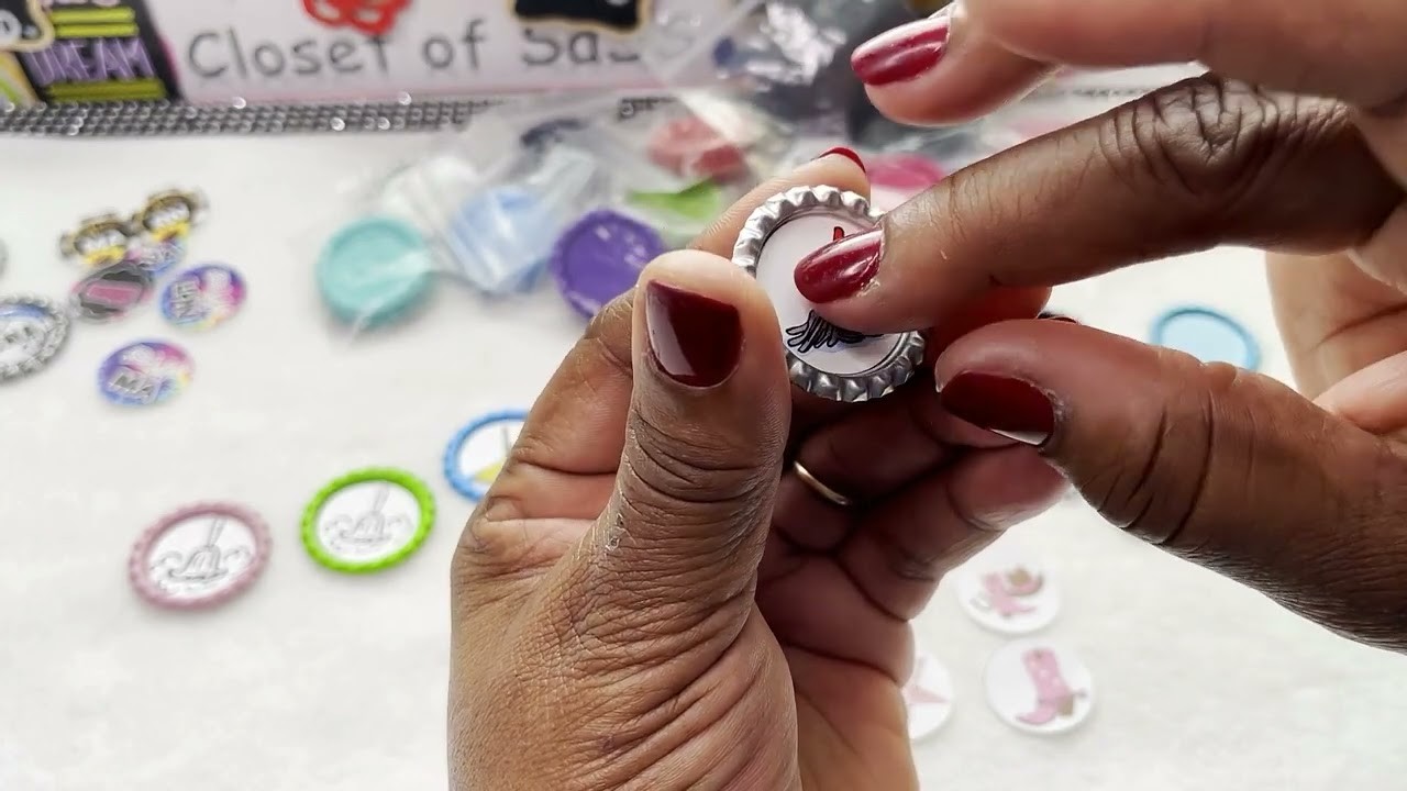 ID Badge Reels.Beginners Friendly.Setting the digital images Info.Ep.2.Bottlecaps.By Closet of SaSS