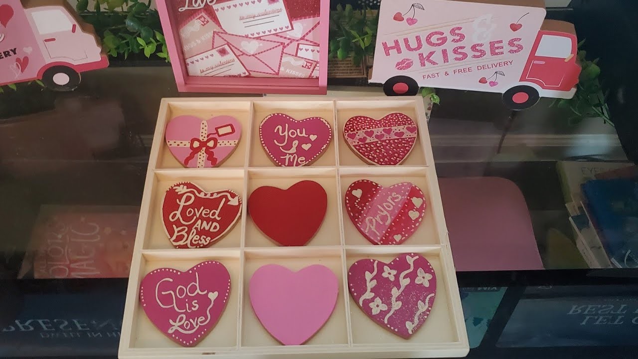 Decorating Wooden Hearts ~ Valentine DIY 2023