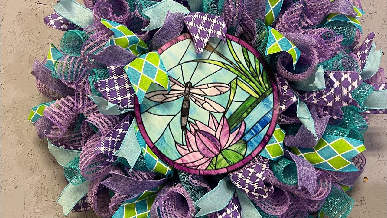 Dragonfly Stained Glass Deco Mesh Wreath  |Hard Working Mom |How to