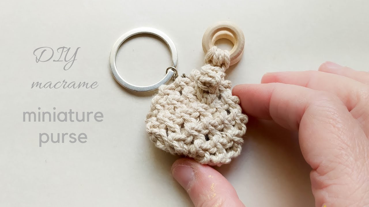 DIY miniature bag, mini macrame purse, doll bag with handles, bag charm, key ring charm pattern