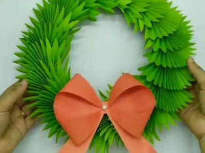 DIY PAPER WREATH | CHRISTMAS WREATH FOR UPCOMING CHRISTMAS DAY DECORATIONS |