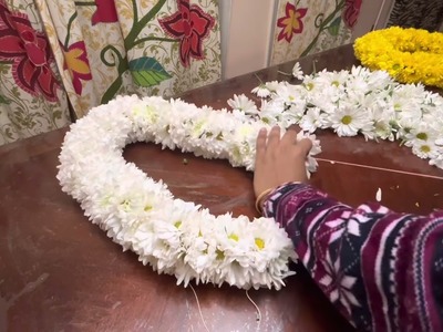 How to make samanthi flower garland | samanthi poo malai kattuvathu eppadi