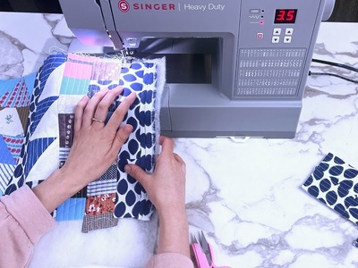 Transform your fabric scraps into a beautiful patchwork bag