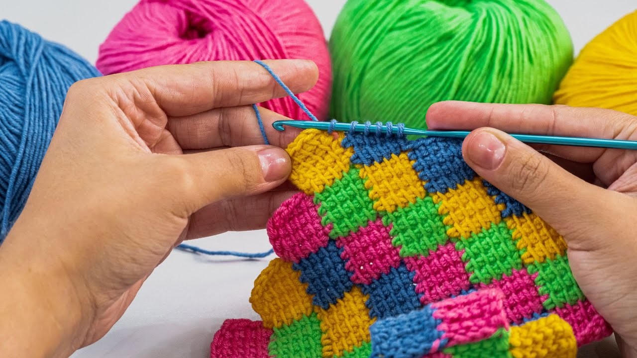 How to crochet a simple Tunisian pattern for a kid’s blanket - for beginners!