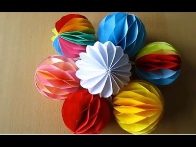 Decorative paper balloons. ballon décoratif en papier.
