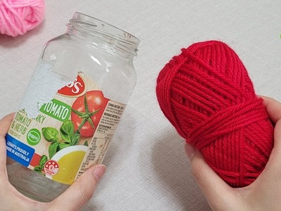 VERY USEFUL!! Super Easy DIY idea made of glass bottle and yarn - Valentine's Day gift ideas