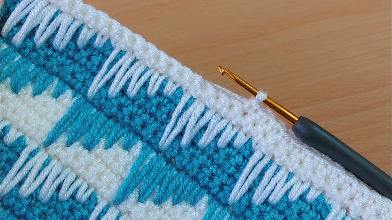 Very easy two-color knitting that anyone can do.herkesin yapabileceği çok kolay iki renkli örgü