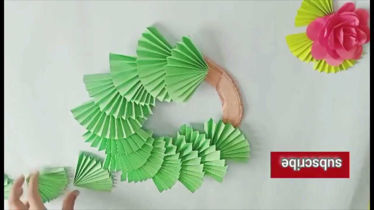 2   green paper wall hanging \ Wall hanging \ Paper craft \ crafts \ walmate