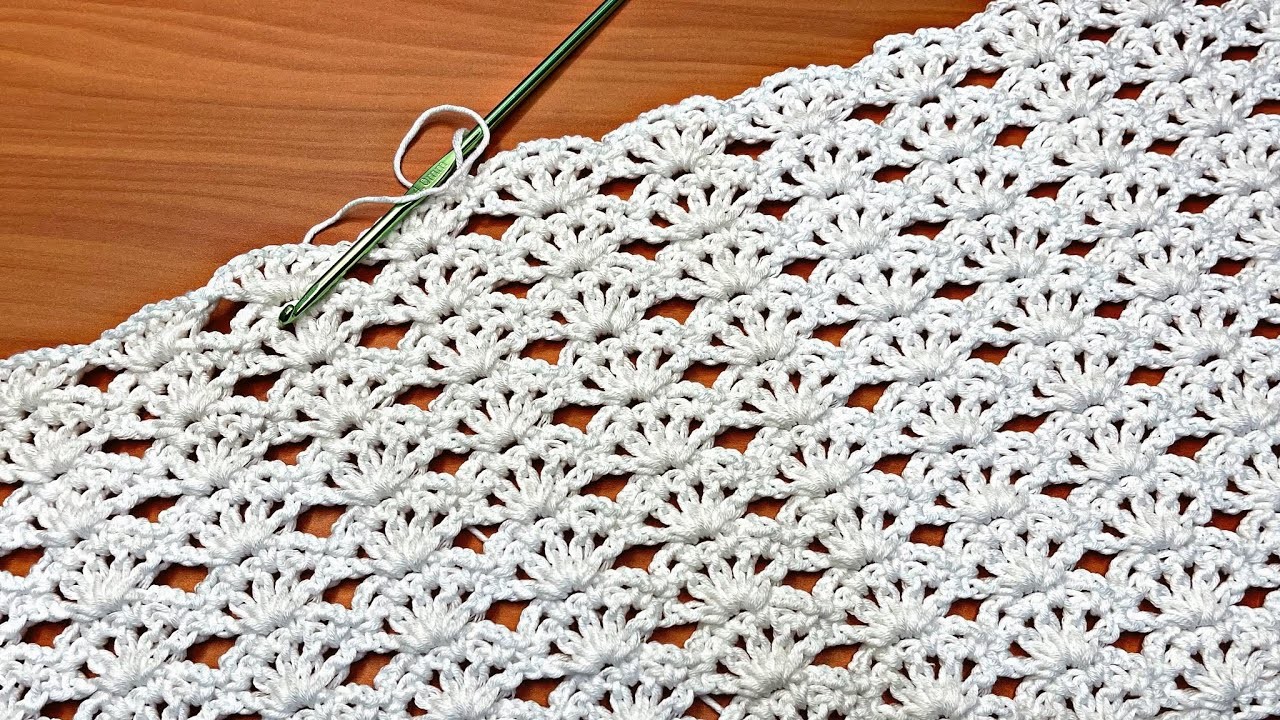 GORGEOUS crochet shell stitch for lace crochet designs like dresses, tunics, tops and so much more!