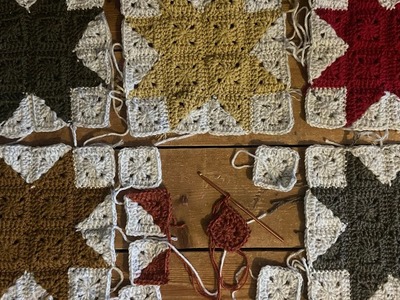 Granny Square Barn Quilt Star + Magic Ring & Invisible Color Change How To
