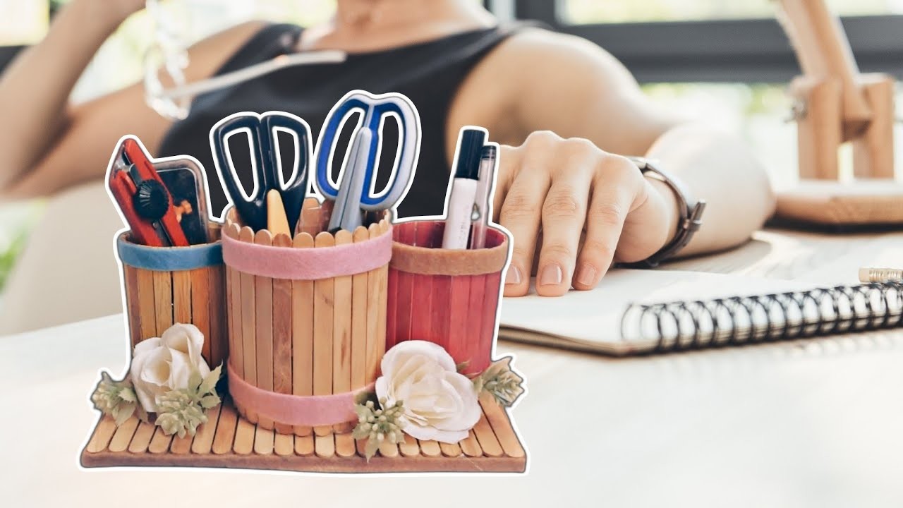 How to make beautiful pencil stand | Ice cream stick pen stand