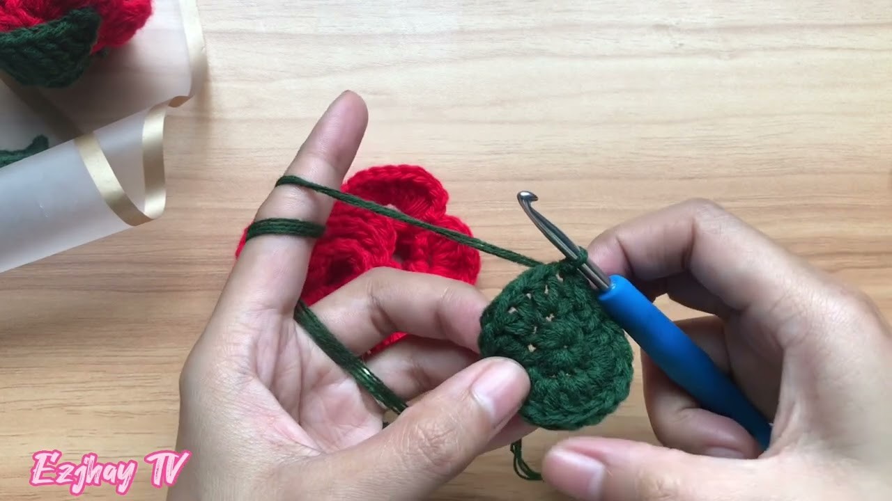 Super easy rose sepal crochet tutorial for beginner
