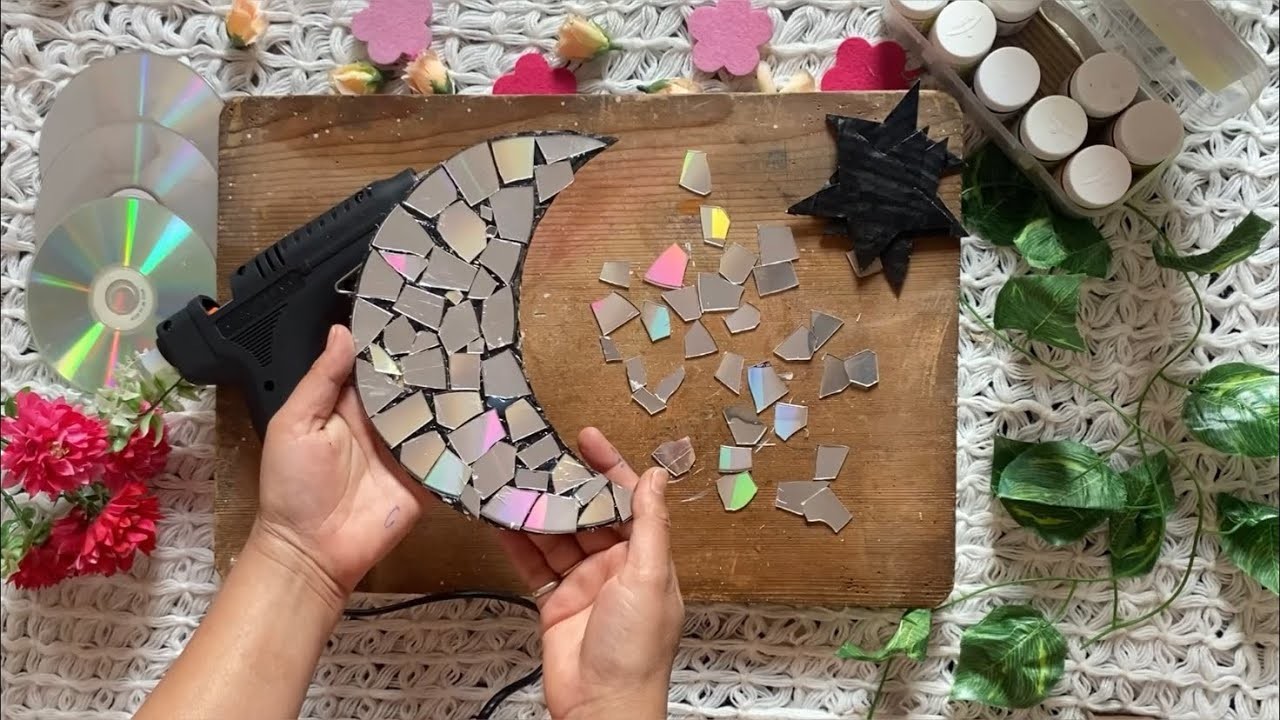 Diy waste CD craft | Moon n Star | CD wall hanging | waste CD tutorial home decor ideas