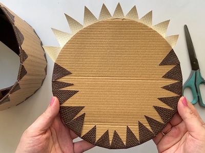 DIY Wicker basket made of cardboard and baking paper