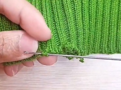 How to Perfectly Repair the Hem of a Torn Knit Sweater