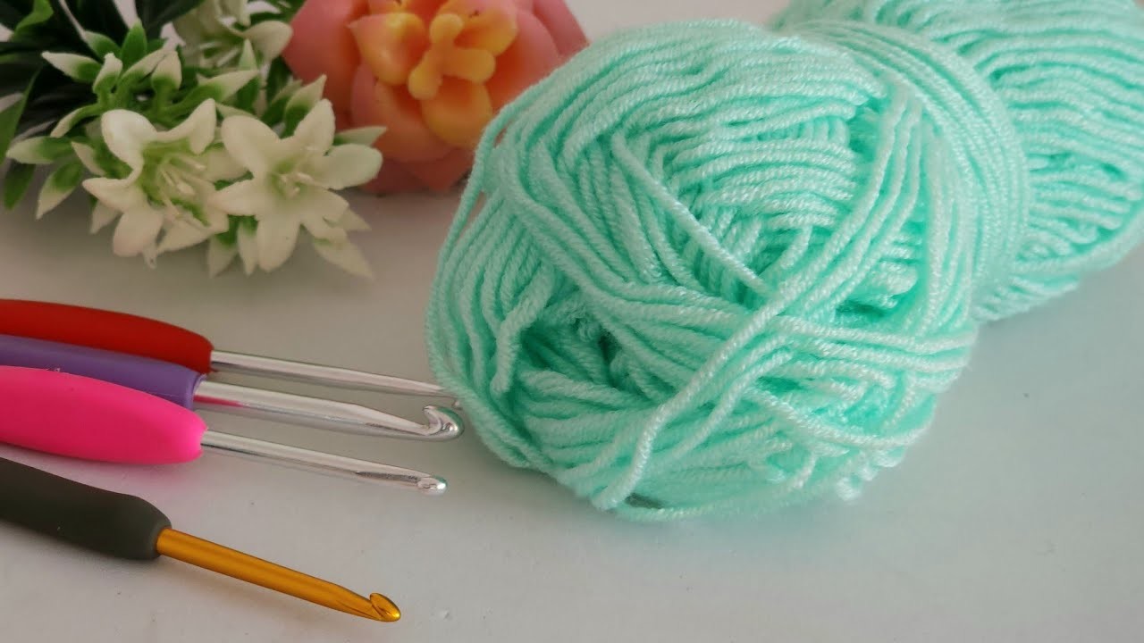 LOOK AT THIS! When you see this crochet pattern, you'll want to make it right away! crochet stitch.