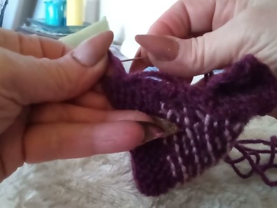 The Kitten and The Goat, How to create a fastening button loop.
