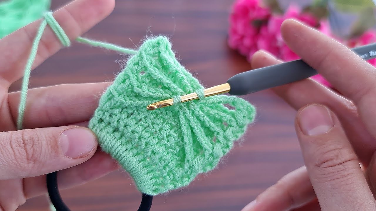 Wow! super idea how to make eye catching crochet hair band ✔Süper fikir göz alıcı tığ işi saç bandı????