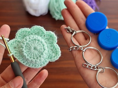 Wow! super idea how to make eye catching crochet key chain ✔ Vay! süper fikir tığ işi anahtarlık ????