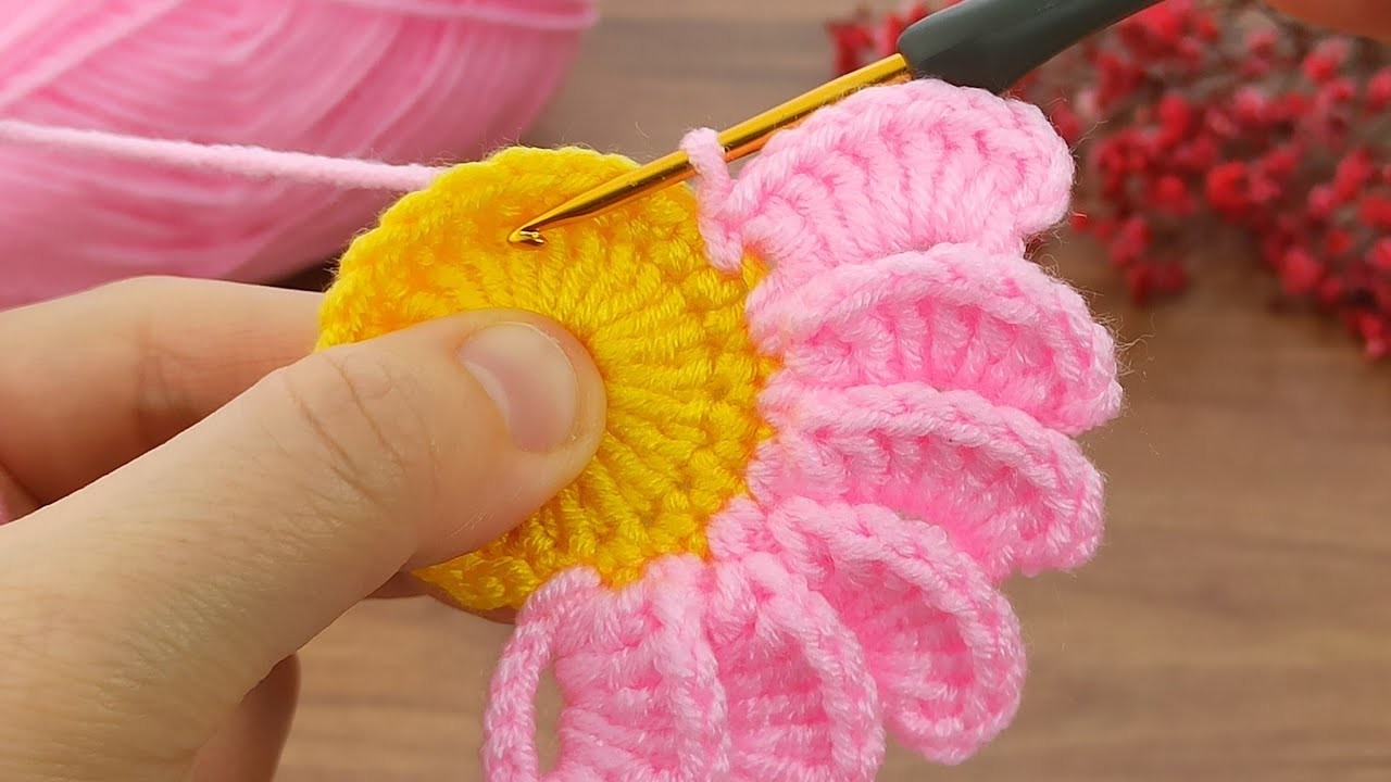 Wowww.!!! You won't believe I made this, it's so easy crochet motif explanation #crochet #knitting