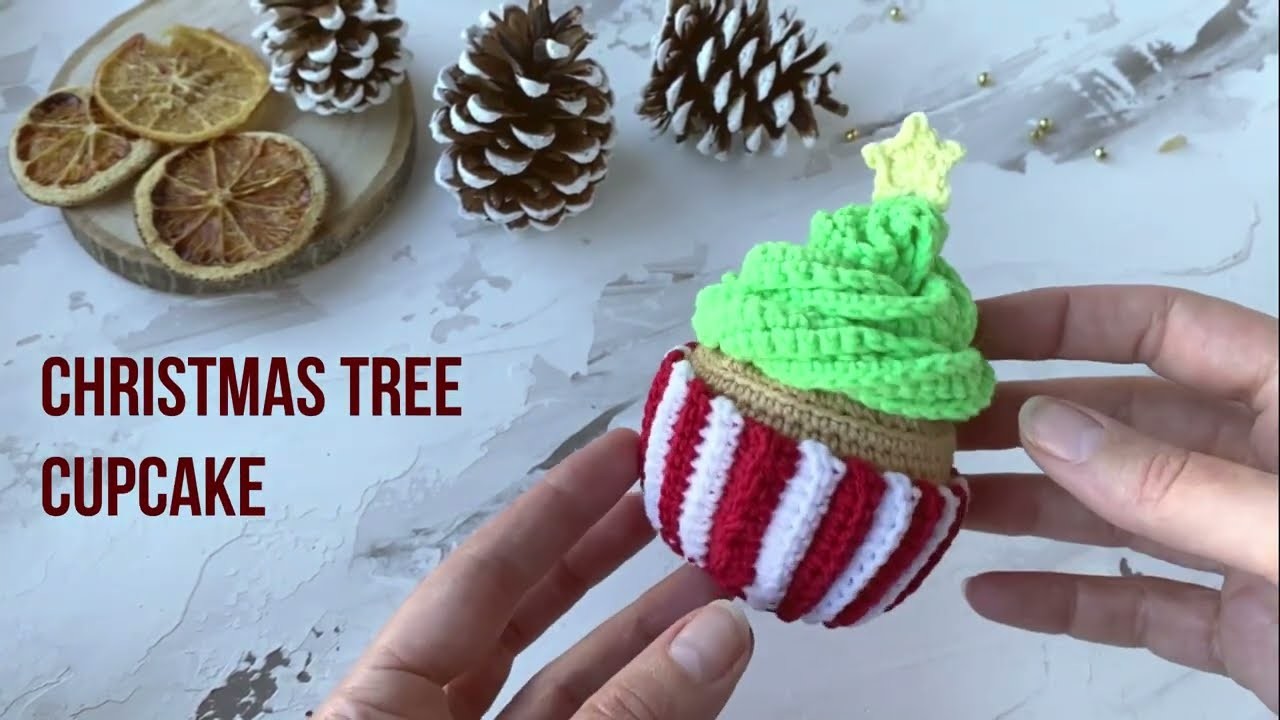 How to crochet Christmas Tree Cupcake: video tutorial