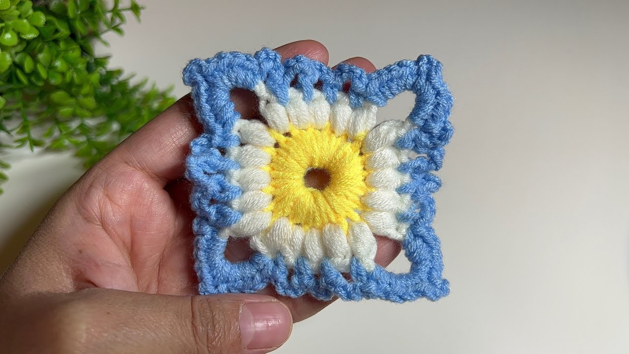 Wow ???? Super easy Crochet,How to Crochet a small granny square