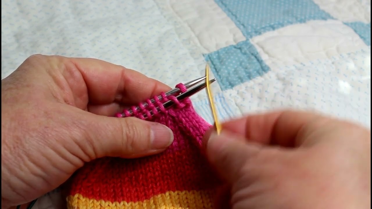 2 CIRC SOCKS Video 5 - Kitchener Stitch