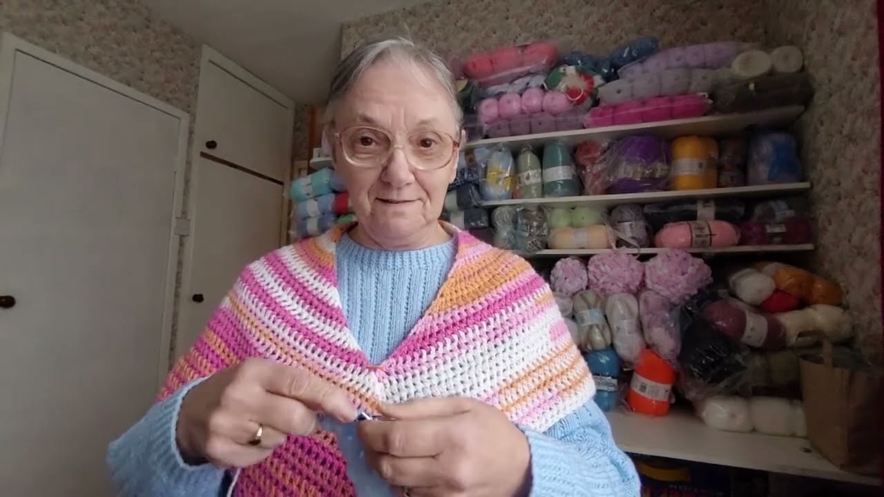 Feeling the Cold a Bit, Sheila's Knitting Tips and Other Stuff