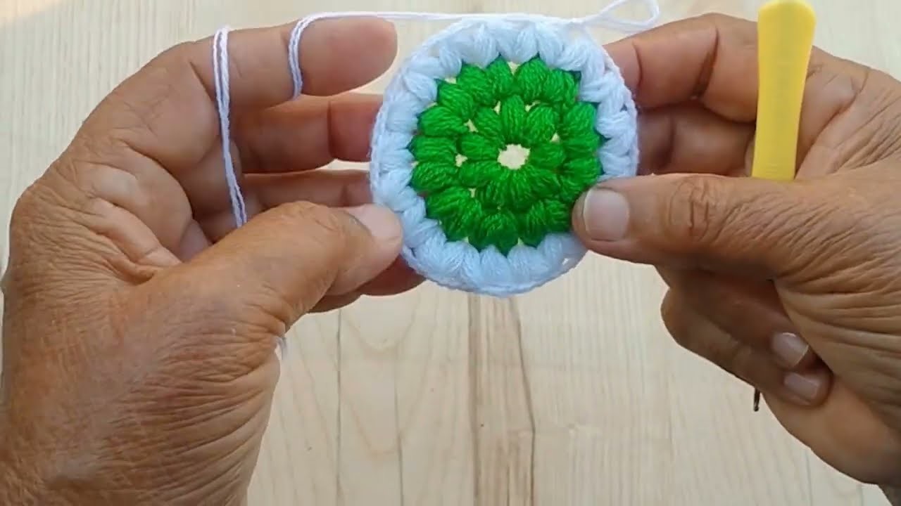 Eye catching crochet mat || crochet motif 2023 || How to crochet cardigan