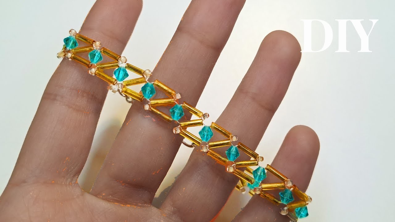 How to Make a Beaded Bugle Bead Bracelet: This Easy Tutorial is perfect for beginners!
