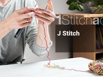 J stitch  - Chains  Learn 1 crochet stitch a day