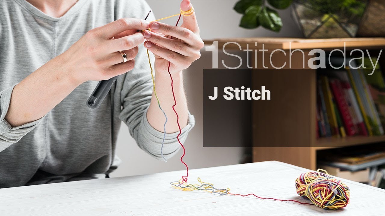 J stitch  - Chains  Learn 1 crochet stitch a day