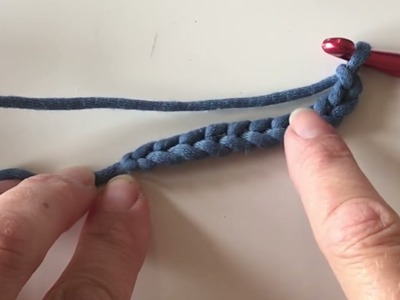Learn to Crochet - Step 1 Foundation Chain