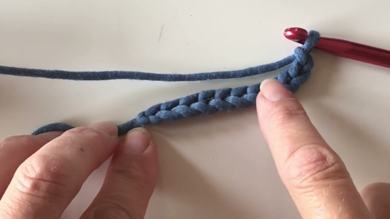 Learn to Crochet - Step 1 Foundation Chain