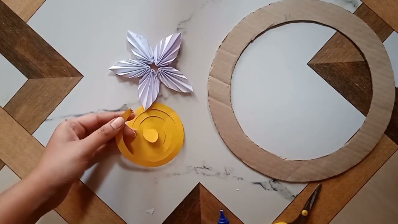 Beautiful wall hanging crafts. Paper Crafts For Home Decorations#crafts #decoration