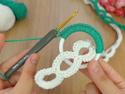Wow ! AMAZING IDEA ! I made it with plastic ring, everyone liked it????how to make eye catching crochet