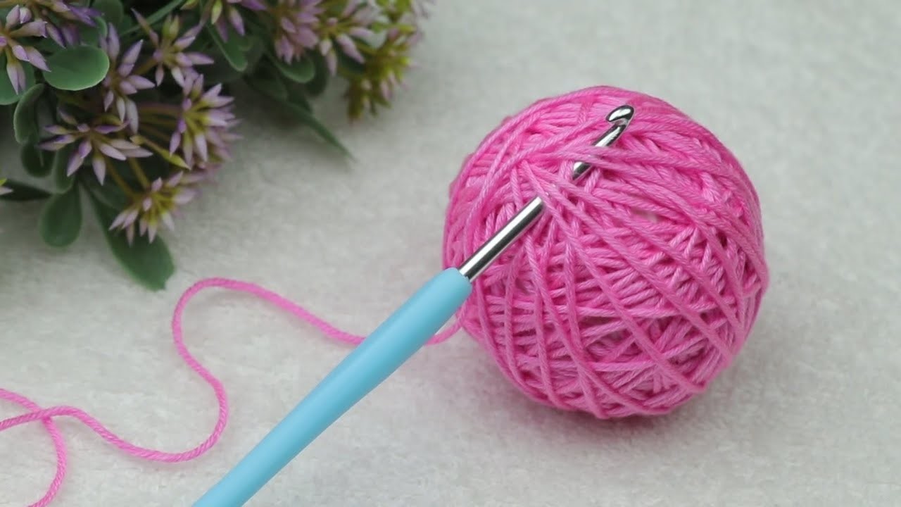 Gorgeous!! All my friend liked this Beautiful crochet idea. Crochet stitch.