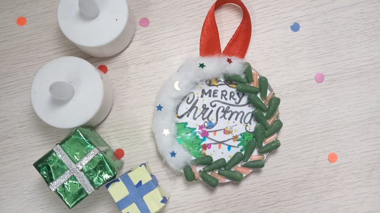 How to make christmas gift with paper ll Shaker Keychain.wall hanging ll Tutorial l Crafty Stuffy