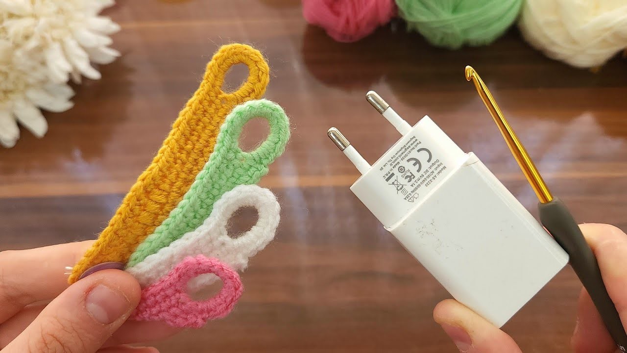 Wow!????VERY NICE and USEFUL IDEA WITH CHARGER CABLE????You will fell in love with the end result❗️Crochet