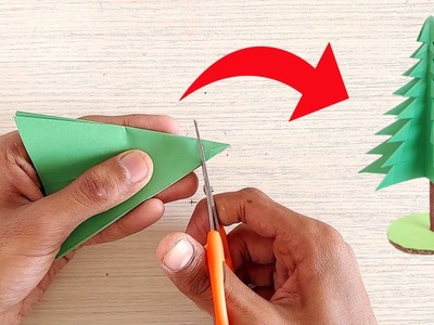 Paper Christmas Tree Craft - Origami Christmas Craft | Christmas Tree kaise banaen | Christmas Craft