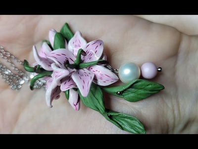 DIY: Lily petal cane, lily polymer clay pendant. Tutorial