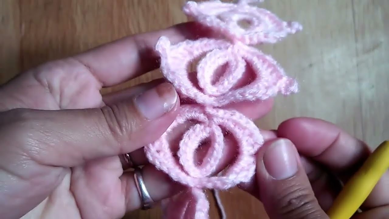 Crochet tape lace very beautiful and easy to make. ????????